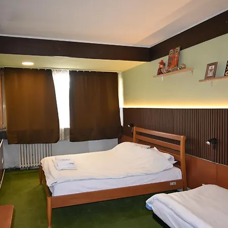 Tirona 4* Tirana